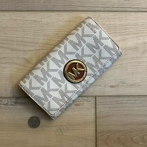 Michael Kors Women's Fulton Signature Long Continental Clutch Wallet 35T7GFTE1B